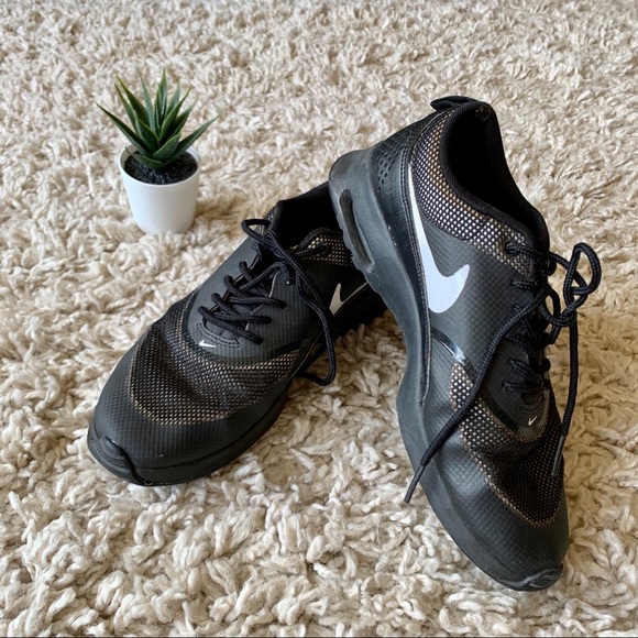 Nike Runners - Picture 2 of 4